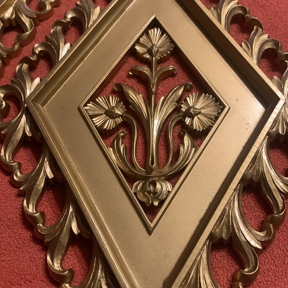 Vintage Gold Flower Diamond Plaques by Dart set 2 - Picture 3 of 5